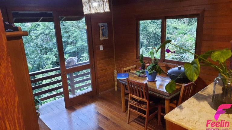 Imagem Casa com 2 Quartos à Venda, 120 m² em Pântano Do Sul - Florianópolis Imagem Casa com 2 Quartos à Venda, 120 m² em Pântano Do Sul - Florianópolis