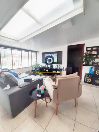 Imagem Casa com 2 Quartos à Venda, 120 m² em Lorenzi - Santa Maria