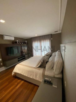 Imagem Imóvel com 3 Quartos à Venda, 226 m² em Vila Nova Conceição - São Paulo