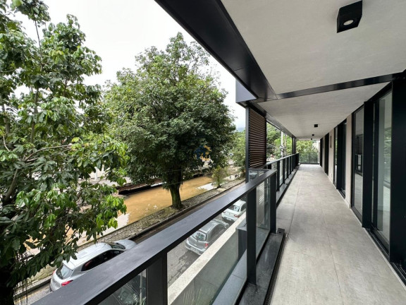 Imagem Apartamento com 4 Quartos à Venda, em Lagoa - Rio De Janeiro Imagem Apartamento com 4 Quartos à Venda, em Lagoa - Rio De Janeiro