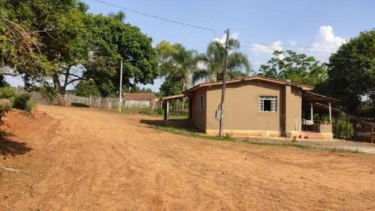 Imagem Imóvel com 2 Quartos à Venda, 96.800 m² em Rural - Japira Imagem Imóvel com 2 Quartos à Venda, 96.800 m² em Rural - Japira