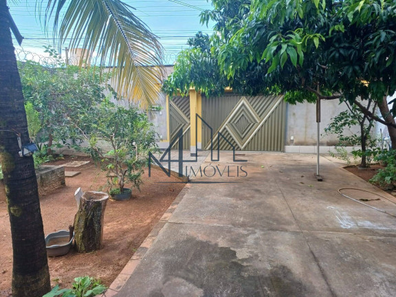 Imagem Casa com 3 Quartos à Venda, 360 m² em Parque Santa Cecília - Aparecida De Goiânia