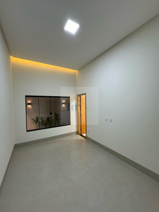 Imagem Casa com 3 Quartos à Venda, 200 m² em Parque Das Flores - Goiânia