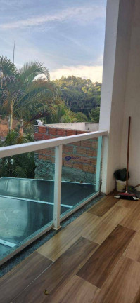 Imagem Chácara com 3 Quartos à Venda, 300 m² em Correas - Arujá Imagem Chácara com 3 Quartos à Venda, 300 m² em Correas - Arujá