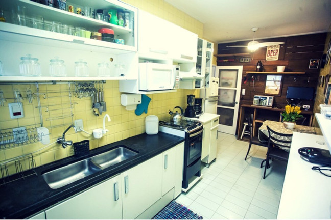 Imagem Apartamento com 3 Quartos à Venda, 117 m² em Bom Fim - Porto Alegre Imagem Apartamento com 3 Quartos à Venda, 117 m² em Bom Fim - Porto Alegre