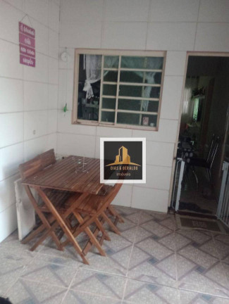 Imagem Casa com 2 Quartos à Venda, 52 m² em Jardim Maria Amélia - Jacareí Imagem Casa com 2 Quartos à Venda, 52 m² em Jardim Maria Amélia - Jacareí