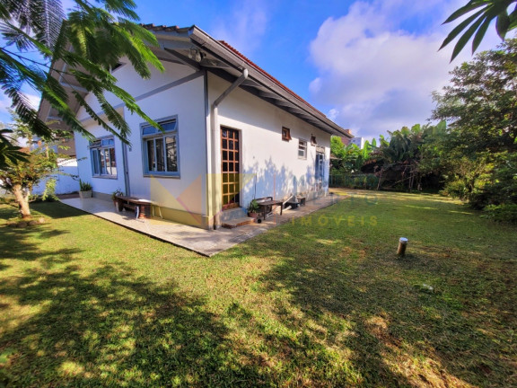Imagem Casa com 3 Quartos à Venda, 250 m² em Capitais - Timbó