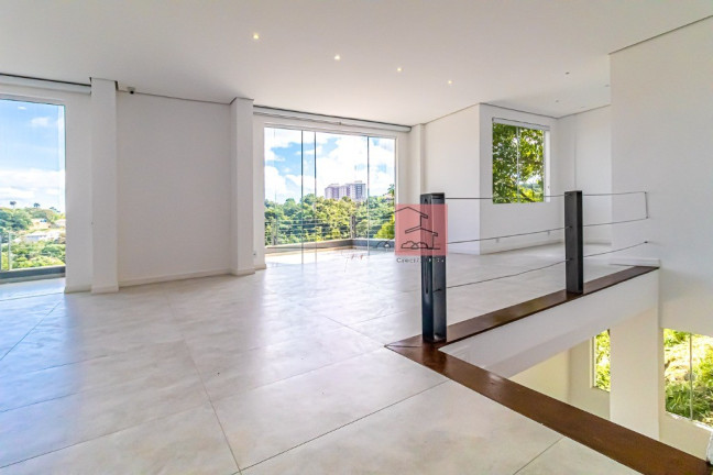 Imagem Casa com 5 Quartos à Venda, 436 m² em Vila Progresso - Niterói Imagem Casa com 5 Quartos à Venda, 436 m² em Vila Progresso - Niterói