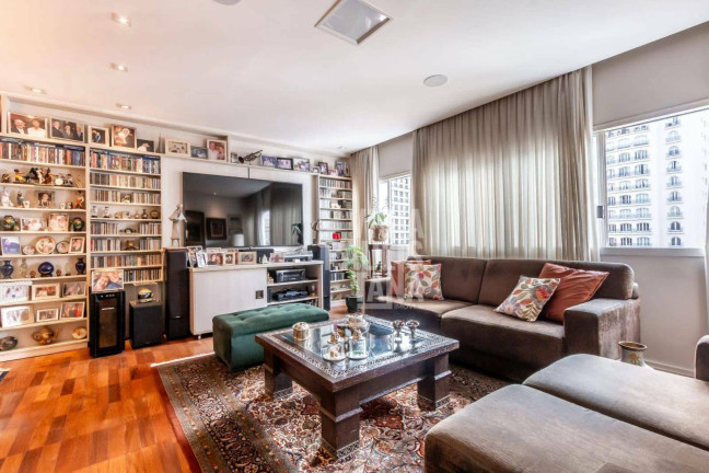 Apartamento com 3 Quartos à Venda, 122 m² em Jardim Paulista - São Paulo