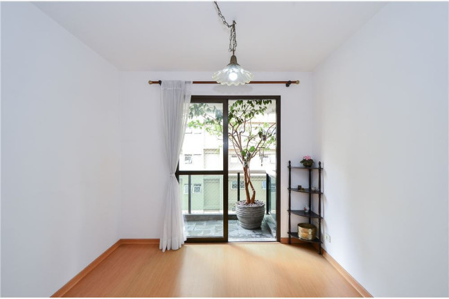 Imagem Apartamento com 3 Quartos à Venda, 90 m² em Moema - São Paulo