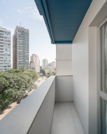 Imagem Imóvel com 1 Quarto à Venda, 32 m² em Centro Histórico - Porto Alegre Imagem Imóvel com 1 Quarto à Venda, 32 m² em Centro Histórico - Porto Alegre