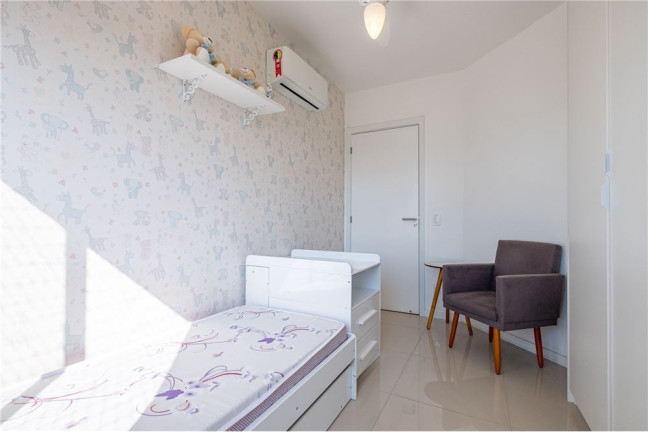 Imagem Imóvel com 2 Quartos à Venda, em Abraão - Florianópolis Imagem Imóvel com 2 Quartos à Venda, em Abraão - Florianópolis