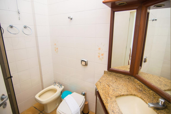 Imagem Casa com 4 Quartos para Alugar,  em Canasvieiras - Florianópolis