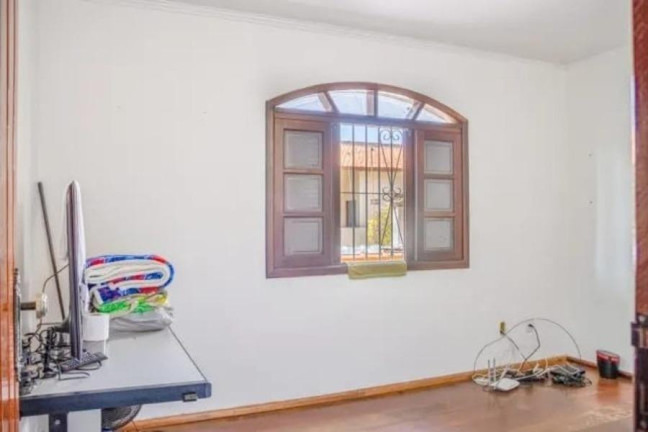 Imagem Sobrado com 5 Quartos à Venda, 261 m² em Vila Carrao - São Paulo Imagem Sobrado com 5 Quartos à Venda, 261 m² em Vila Carrao - São Paulo