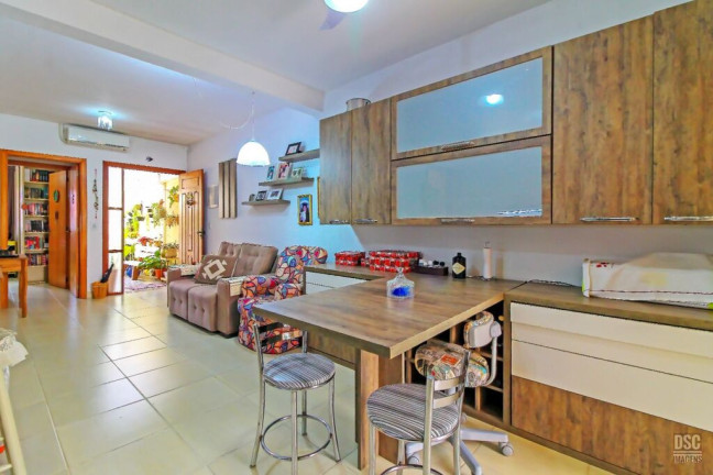 Imagem Casa com 2 Quartos à Venda, 64 m² em Hípica - Porto Alegre Imagem Casa com 2 Quartos à Venda, 64 m² em Hípica - Porto Alegre