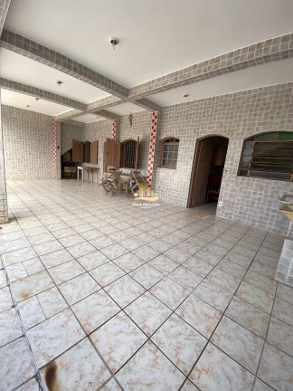 Imagem Casa com 3 Quartos à Venda, 275 m² em Real - Praia Grande Imagem Casa com 3 Quartos à Venda, 275 m² em Real - Praia Grande