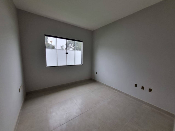 Imagem Casa com 3 Quartos à Venda, em Extensão Serramar - Rio Das Ostras Imagem Casa com 3 Quartos à Venda, em Extensão Serramar - Rio Das Ostras