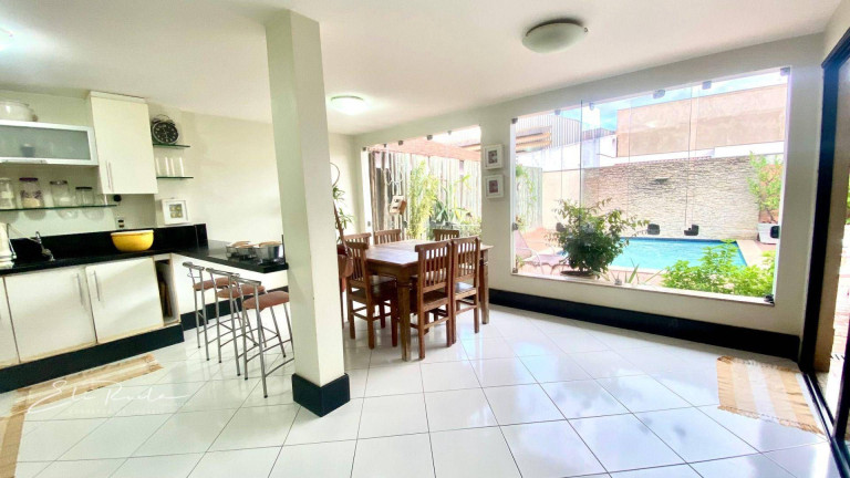 Imagem Casa com 3 Quartos à Venda, 300 m² em Santa Mônica - Colatina Imagem Casa com 3 Quartos à Venda, 300 m² em Santa Mônica - Colatina