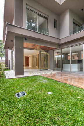 Imagem Casa com 3 Quartos à Venda, 300 m² em Santa Felicidade - Curitiba Imagem Casa com 3 Quartos à Venda, 300 m² em Santa Felicidade - Curitiba
