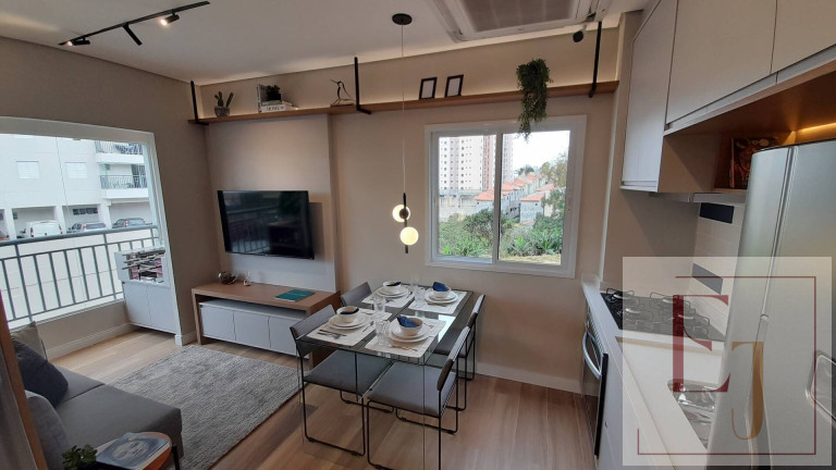 Apartamento com 2 Quartos à Venda, 40 m² em Vila Eldízia - Santo André