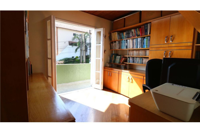 Imagem Casa com 3 Quartos à Venda, em Horto Do Ipê - São Paulo Imagem Casa com 3 Quartos à Venda, em Horto Do Ipê - São Paulo