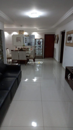 Imagem Casa com 3 Quartos à Venda, 413 m² Imagem Casa com 3 Quartos à Venda, 413 m²