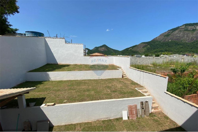 Imagem Casa de Condomínio com 3 Quartos à Venda, 160 m² em Inoa - Maricá