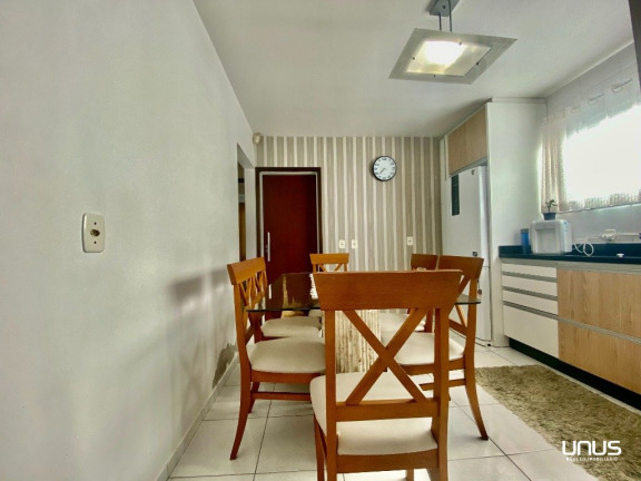 Imagem Casa com 2 Quartos à Venda, 104 m² em São Sebastião - Palhoça