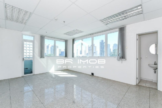 Sala Comercial à Venda, 33 m² em Brooklin Paulista - São Paulo