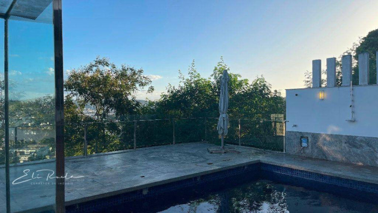 Imagem Casa com 4 Quartos à Venda, 350 m² em Riviera - Colatina Imagem Casa com 4 Quartos à Venda, 350 m² em Riviera - Colatina