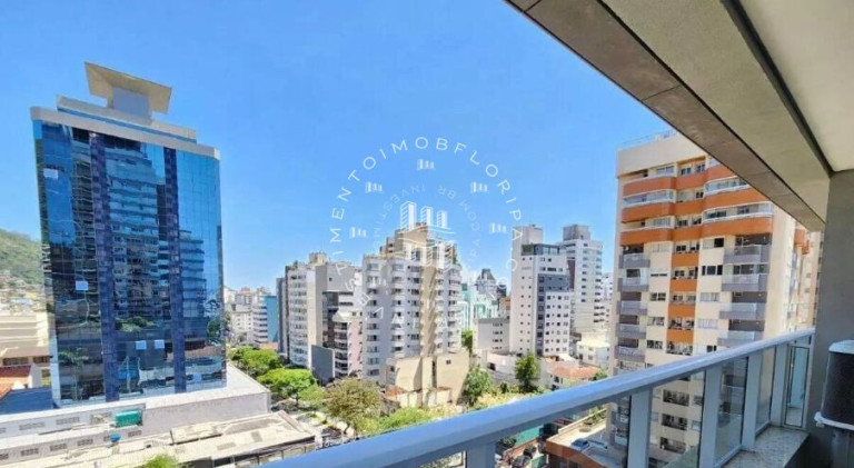 Apartamento com 1 Quarto à Venda, 64 m² em Centro - Florianópolis