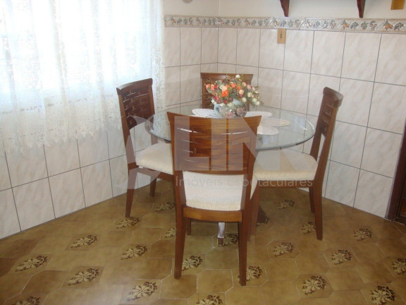 Imagem Casa com 2 Quartos à Venda, 190 m² em Jardim Floresta - Porto Alegre Imagem Casa com 2 Quartos à Venda, 190 m² em Jardim Floresta - Porto Alegre