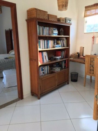 Imagem Casa com 3 Quartos à Venda, 267 m² em Centro - Santa Cruz Cabrália Imagem Casa com 3 Quartos à Venda, 267 m² em Centro - Santa Cruz Cabrália