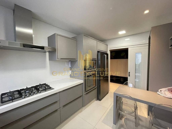 Imagem Apartamento com 3 Quartos à Venda, 150 m² em Centro - Balneário Camboriú Imagem Apartamento com 3 Quartos à Venda, 150 m² em Centro - Balneário Camboriú