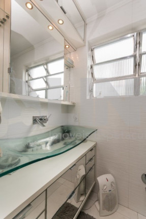 Imagem Apartamento com 3 Quartos à Venda, 130 m² em Moinhos De Vento - Porto Alegre Imagem Apartamento com 3 Quartos à Venda, 130 m² em Moinhos De Vento - Porto Alegre