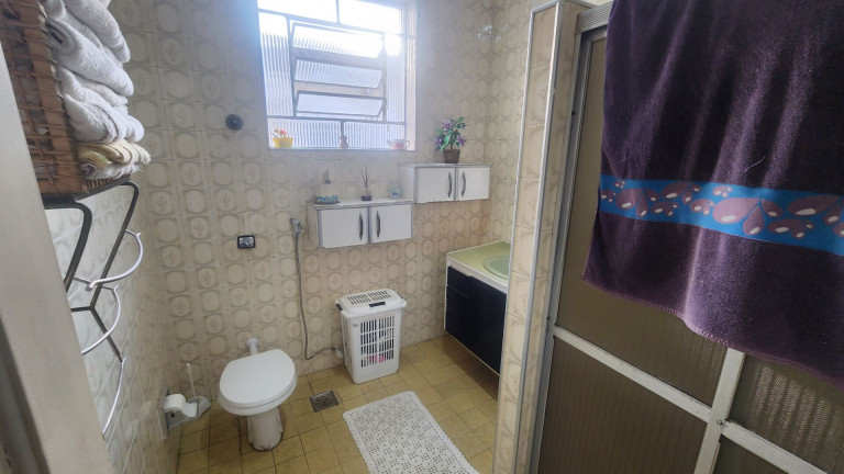 Imagem Casa com 4 Quartos à Venda, 220 m² em Gonzaga - Santos Imagem Casa com 4 Quartos à Venda, 220 m² em Gonzaga - Santos