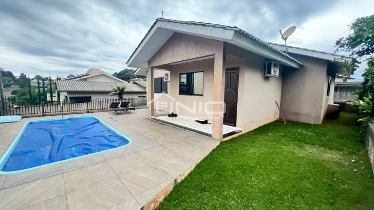 Imagem Casa com 3 Quartos à Venda, 150 m² em Cadorin - Pato Branco Imagem Casa com 3 Quartos à Venda, 150 m² em Cadorin - Pato Branco