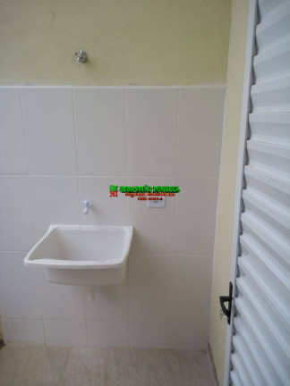 Imagem Casa com 2 Quartos à Venda, 62 m² em Caraguatatuba Imagem Casa com 2 Quartos à Venda, 62 m² em Caraguatatuba