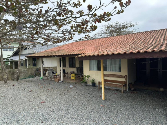 Imagem Casa com 3 Quartos à Venda, 100 m² em Centro - Balneário Barra Do Sul Imagem Casa com 3 Quartos à Venda, 100 m² em Centro - Balneário Barra Do Sul