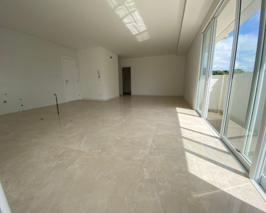 Imagem Imóvel com 3 Quartos à Venda, 208 m² em América - Joinville