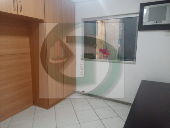 Imagem Casa com 3 Quartos à Venda, 360 m² Imagem Casa com 3 Quartos à Venda, 360 m²