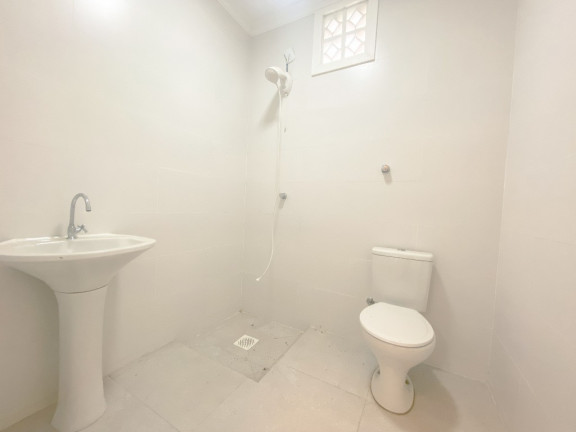Imagem Casa com 3 Quartos à Venda, 320 m² em Coqueiros - Florianópolis