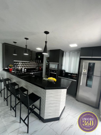 Imagem Sobrado com 3 Quartos à Venda, 292 m² em Cezar De Souza - Mogi Das Cruzes Imagem Sobrado com 3 Quartos à Venda, 292 m² em Cezar De Souza - Mogi Das Cruzes