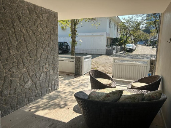 Casa com 3 Quartos à Venda, 155 m² em Aparecida - Santos