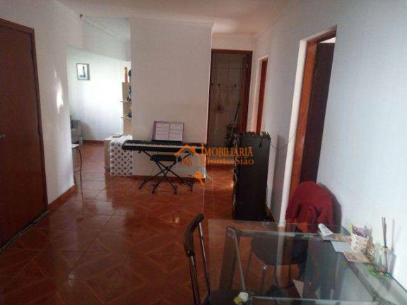 Sobrado com 5 Quartos à Venda, 303 m² em Vila Rio De Janeiro - Guarulhos