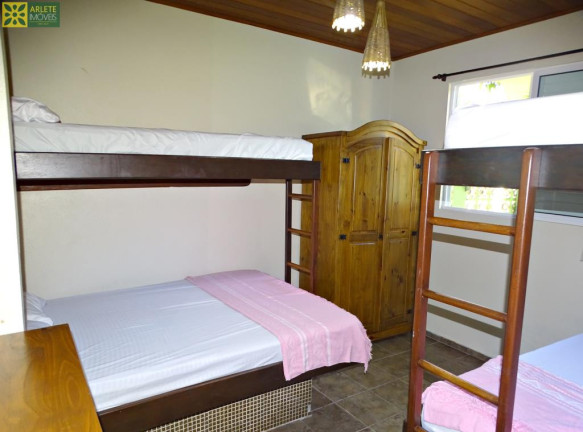 Imagem Casa com 4 Quartos para Alugar ou Temporada, 150 m² em Canto Grande - Bombinhas Imagem Casa com 4 Quartos para Alugar ou Temporada, 150 m² em Canto Grande - Bombinhas