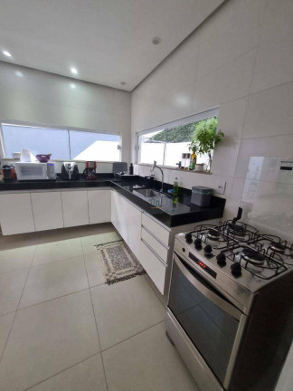 Imagem Casa com 3 Quartos à Venda, 216 m² em Camboinhas - Niterói Imagem Casa com 3 Quartos à Venda, 216 m² em Camboinhas - Niterói