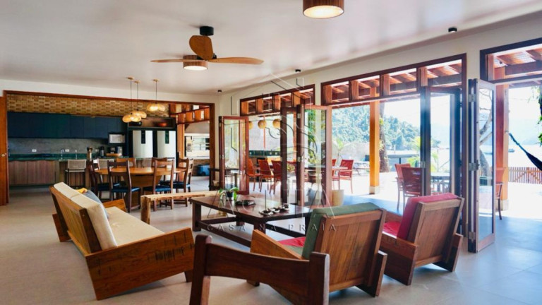 Imagem Casa com 7 Quartos à Venda, 573 m² em Lázaro - Ubatuba Imagem Casa com 7 Quartos à Venda, 573 m² em Lázaro - Ubatuba