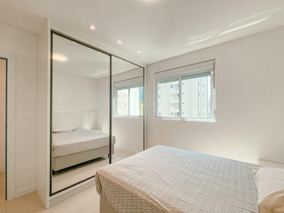 Imagem Apartamento com 3 Quartos à Venda, 126 m² em Centro - Balneário Camboriú Imagem Apartamento com 3 Quartos à Venda, 126 m² em Centro - Balneário Camboriú