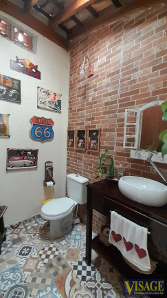 Imagem Casa com 3 Quartos à Venda, 250 m² em Cidade Jardim - Jacareí Imagem Casa com 3 Quartos à Venda, 250 m² em Cidade Jardim - Jacareí